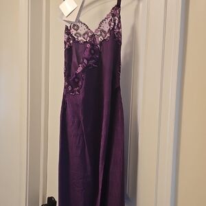 Elegant Purple Lace Trim Nightgown